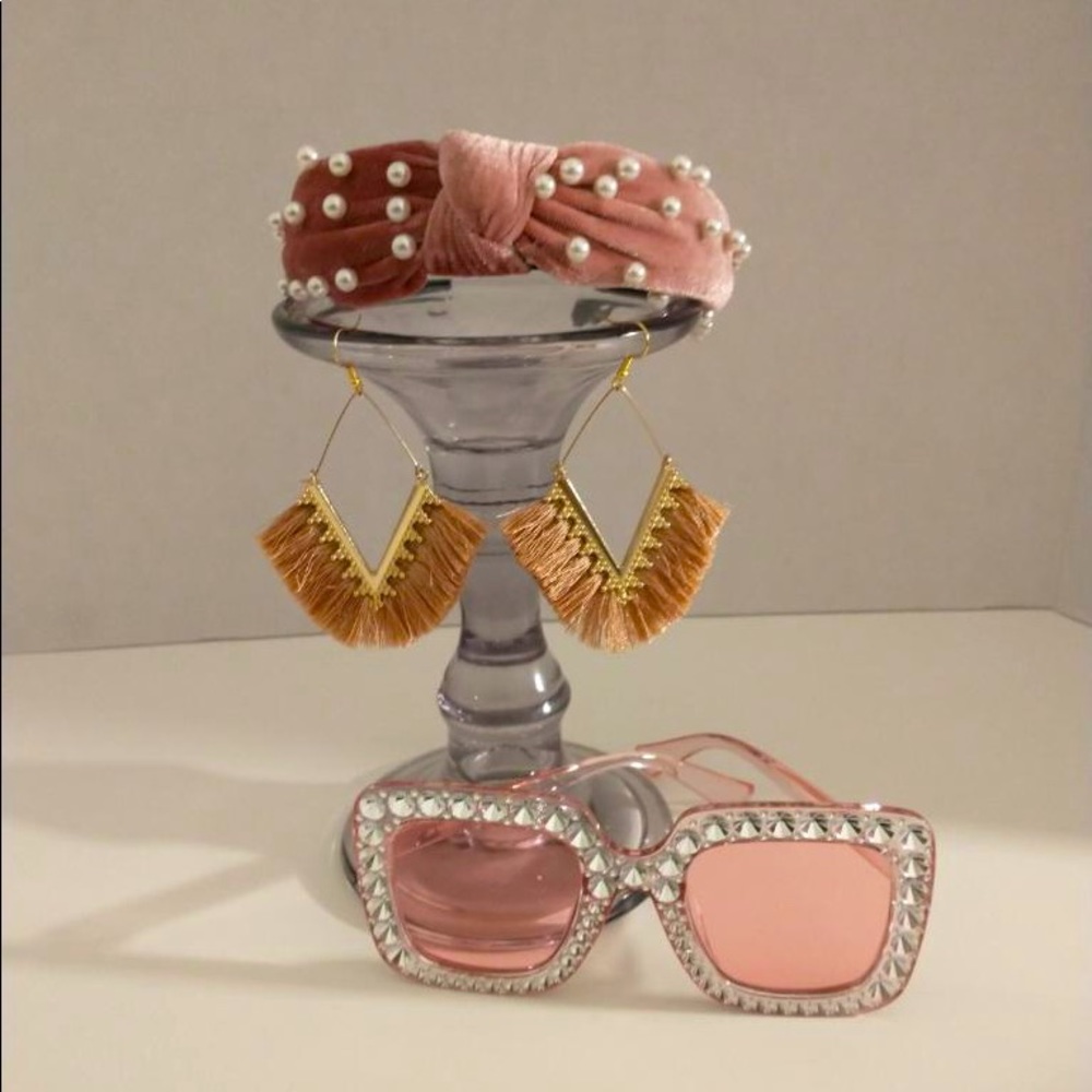 Diva Bundle-Earrings,Sunglasses, and a Headband